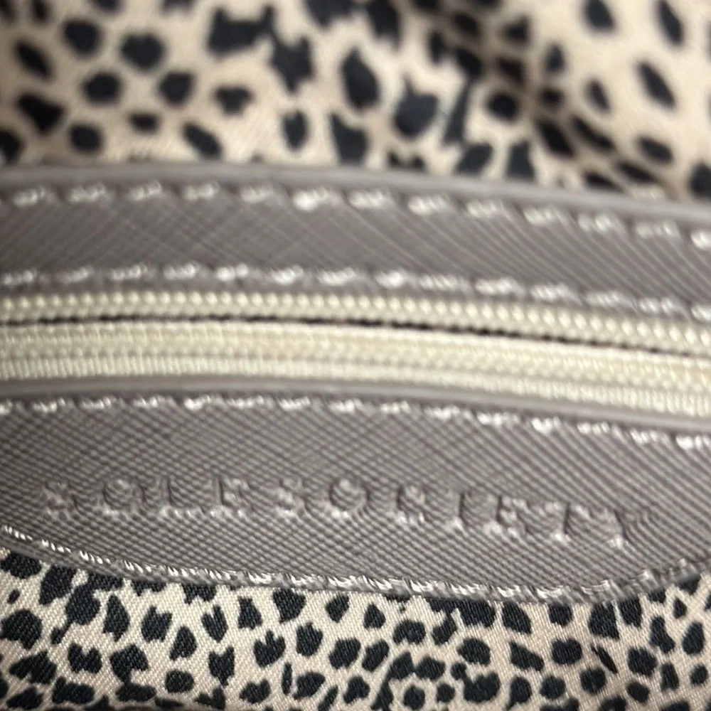Sole Society Gray Large Clutch IPad Top Zip Purse, LIKE NEW! NEVER USED!